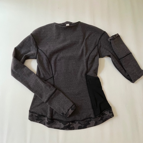 Lululemon WomenTop Sz4 Athletic Camo Jacquard Fitted Running Yoga Performance - Picture 10 of 13